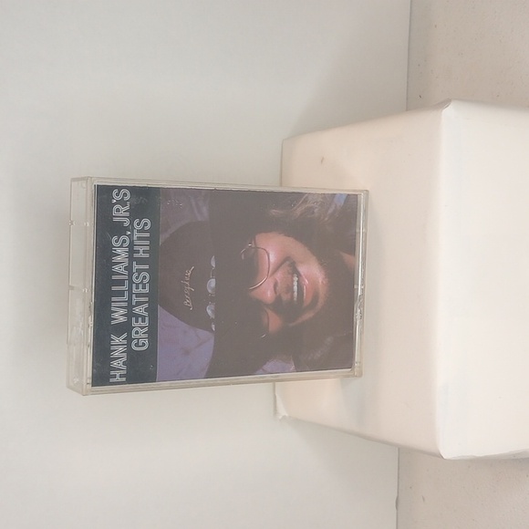 Hank Williams Jr's greatest hits vintage cassette tape 1993 curb records Inc - Picture 1 of 8